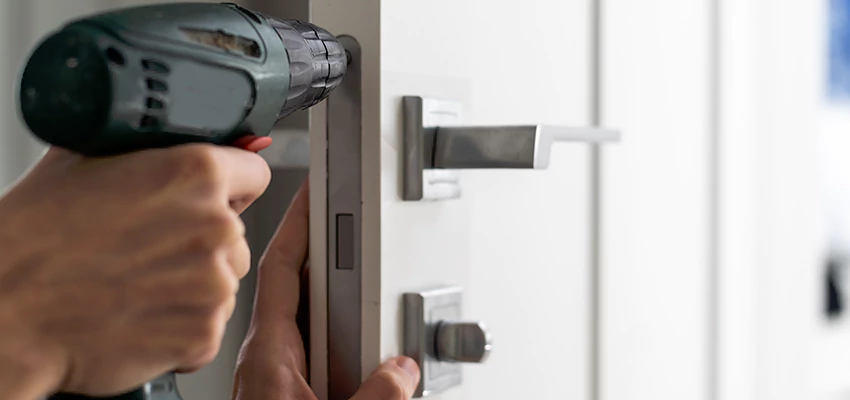 Locksmith For Lock Replacement Near Me in Gurnee, IL