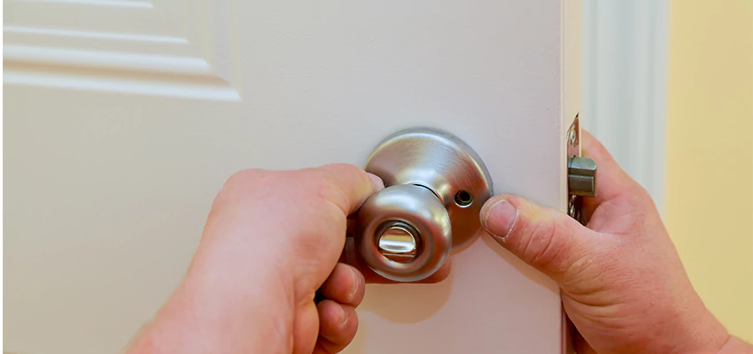 After-hours Locksmith For Lock And Key Installation in Gurnee, IL