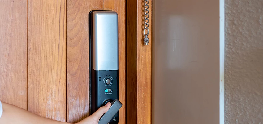 Home Security Electronic Locks Upgrades in Gurnee, IL